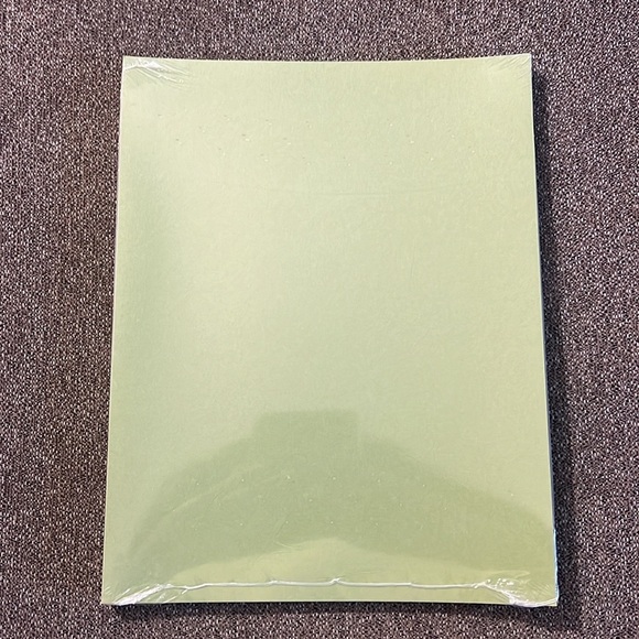 Bazzill Basics Paper Canvas Texture 8.5x11 Color Leapfrog 5-571 Cardstock NWT - Picture 3 of 3